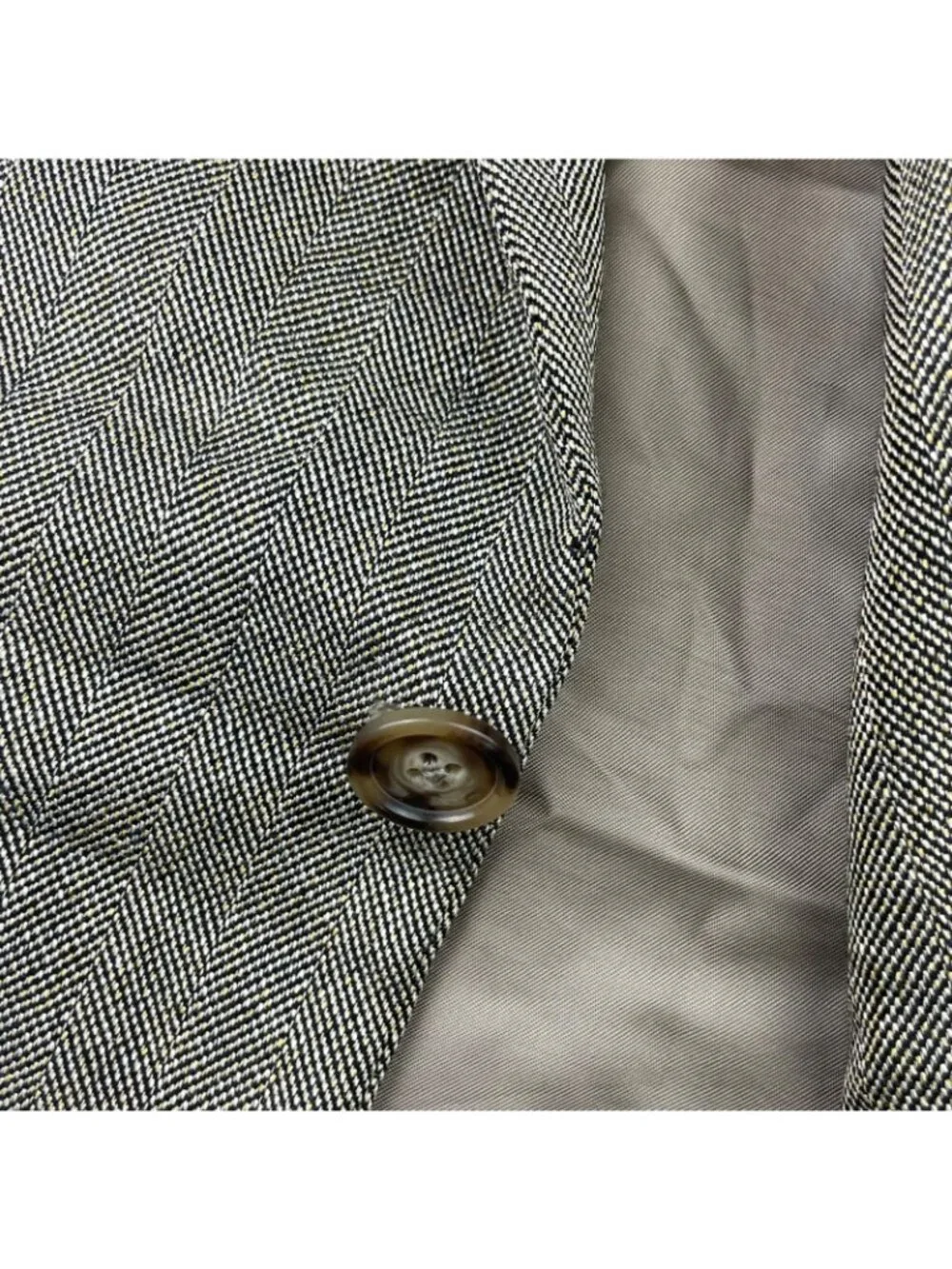 Ermenegildo Zegna Men's Silk/Wool 3-Button Blazer Beige Herringbone • 46R US